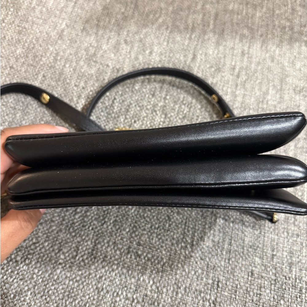 Louis Vuitton Black Leather Clutch with Gold Chain - Picture 4 of 6